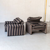 Set of 2 easy chairs 'Maralunga' by Vico Magistretti