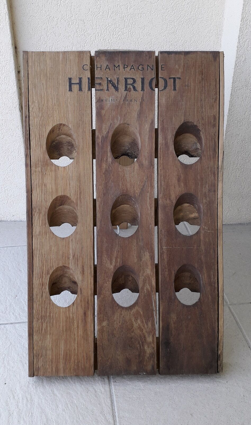 Wooden bottle holder