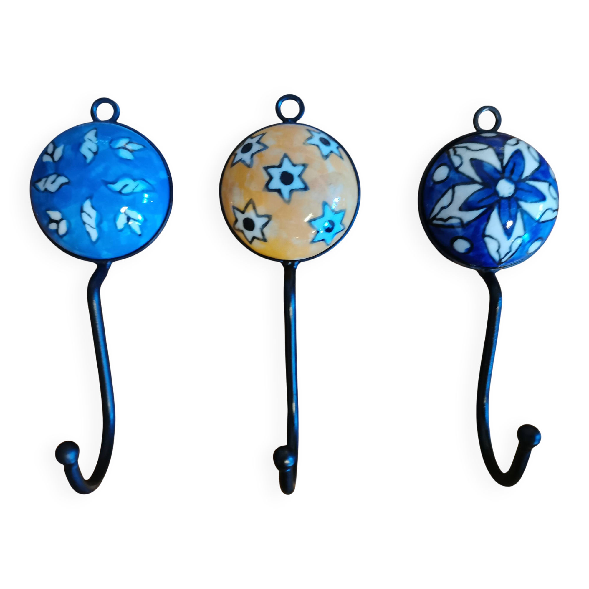 Set of 3 ceramic coat hooks