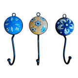 Set of 3 ceramic coat hooks