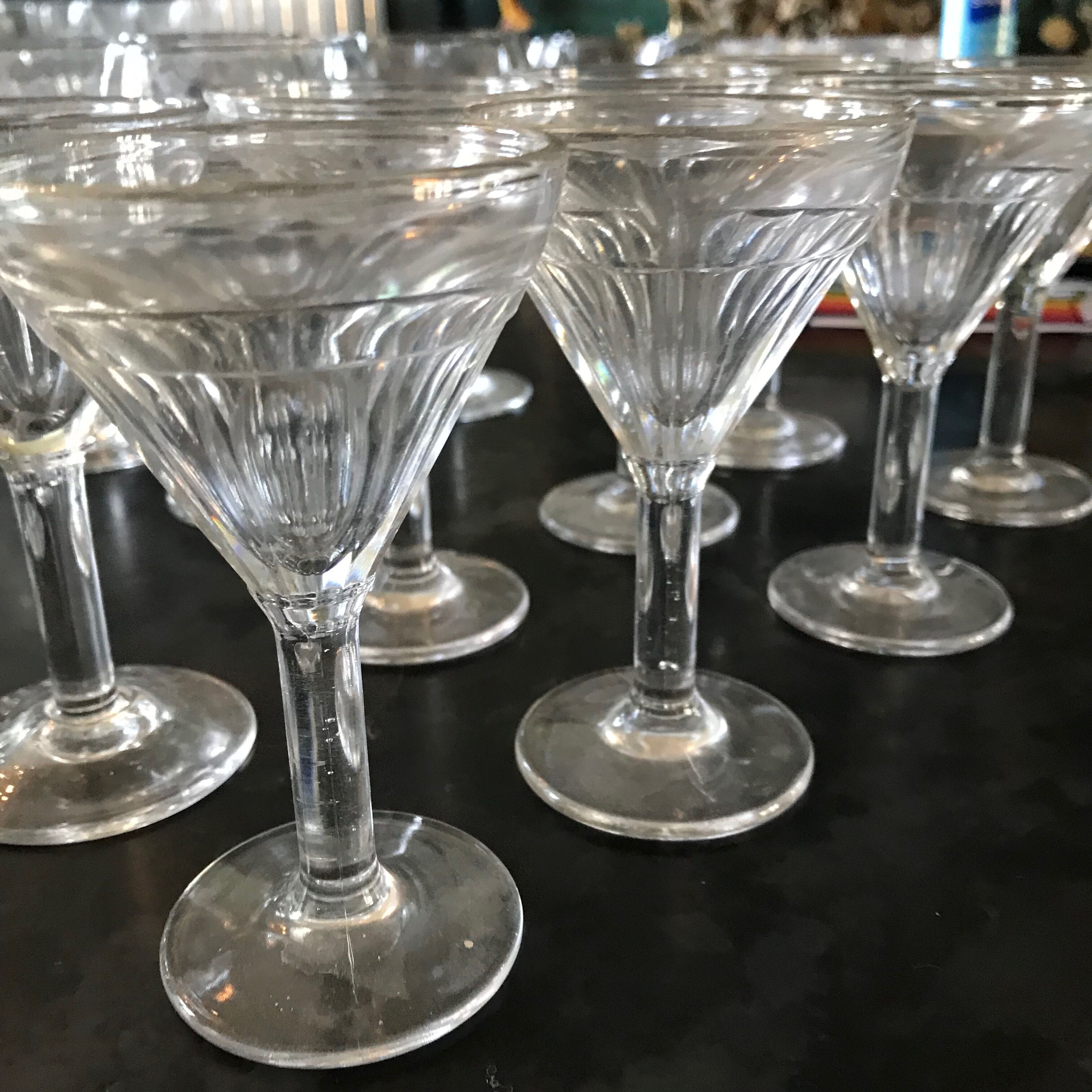 Product BHV Series of 8 glasses bistrot early twentieth century
