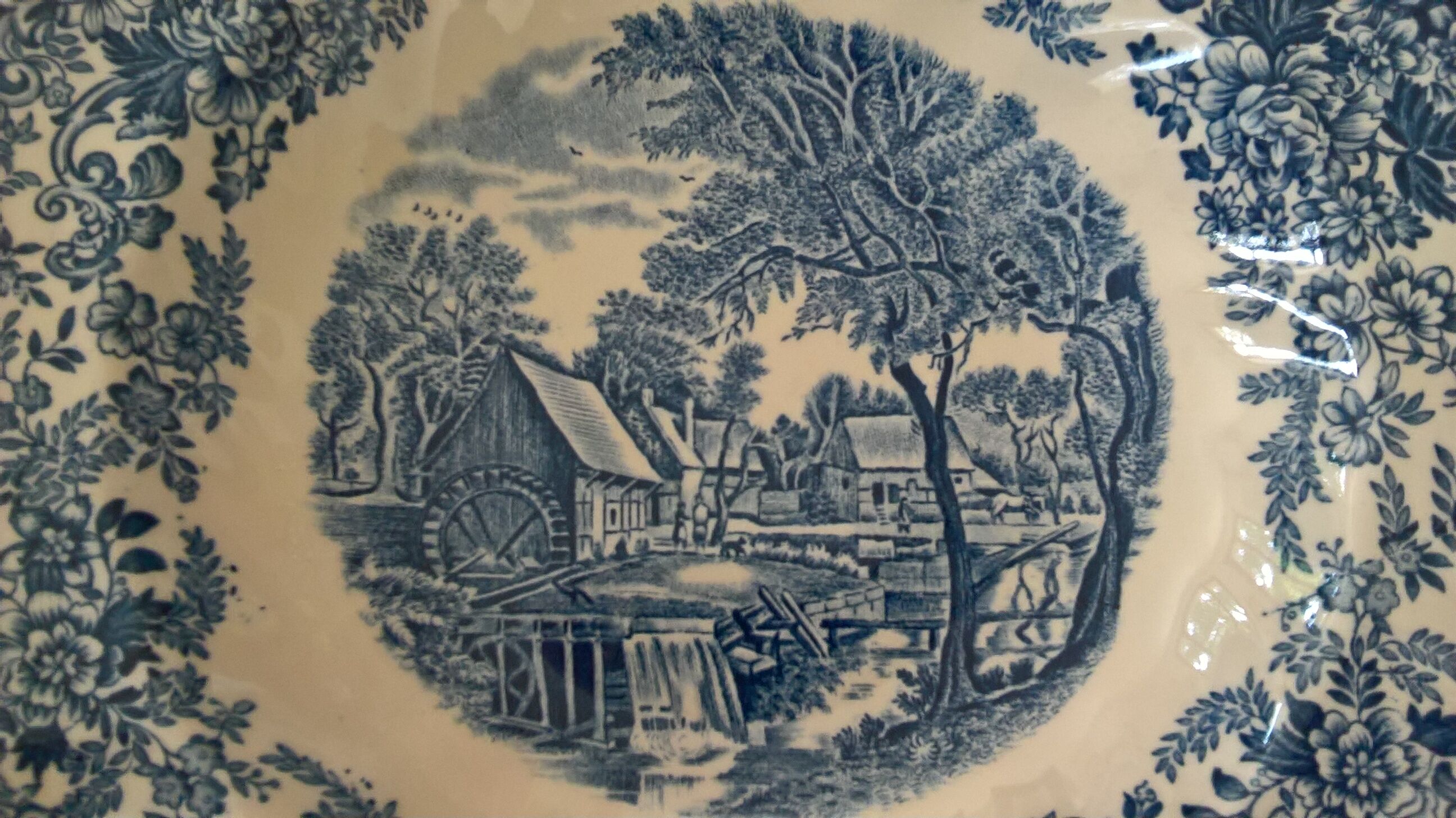 Eight English hollow plates Johnson Bros "Mill Stream"