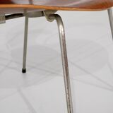 Model "3207" chair by Arne Jacobsen for Fritz Hansen, Denmark 1955.