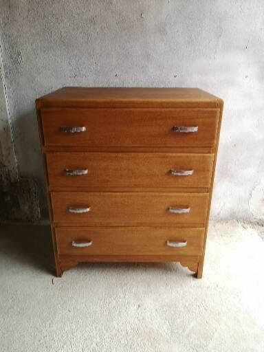 Vintage dresser