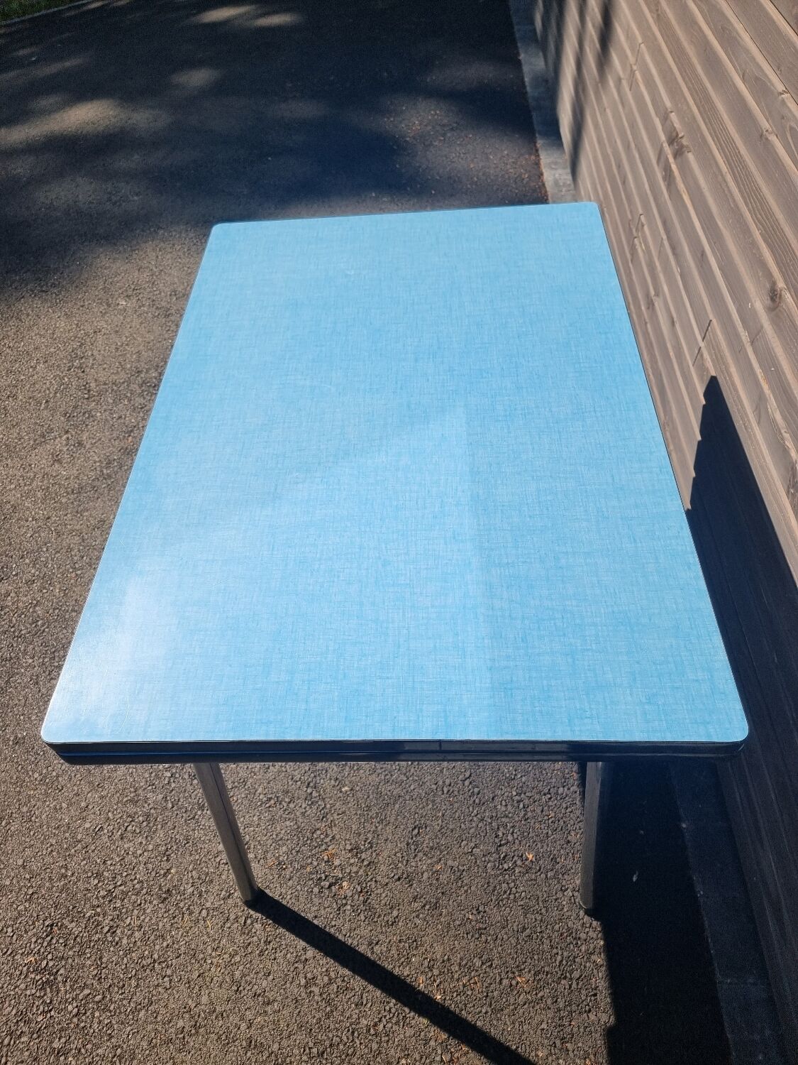 Vintage formica blue table