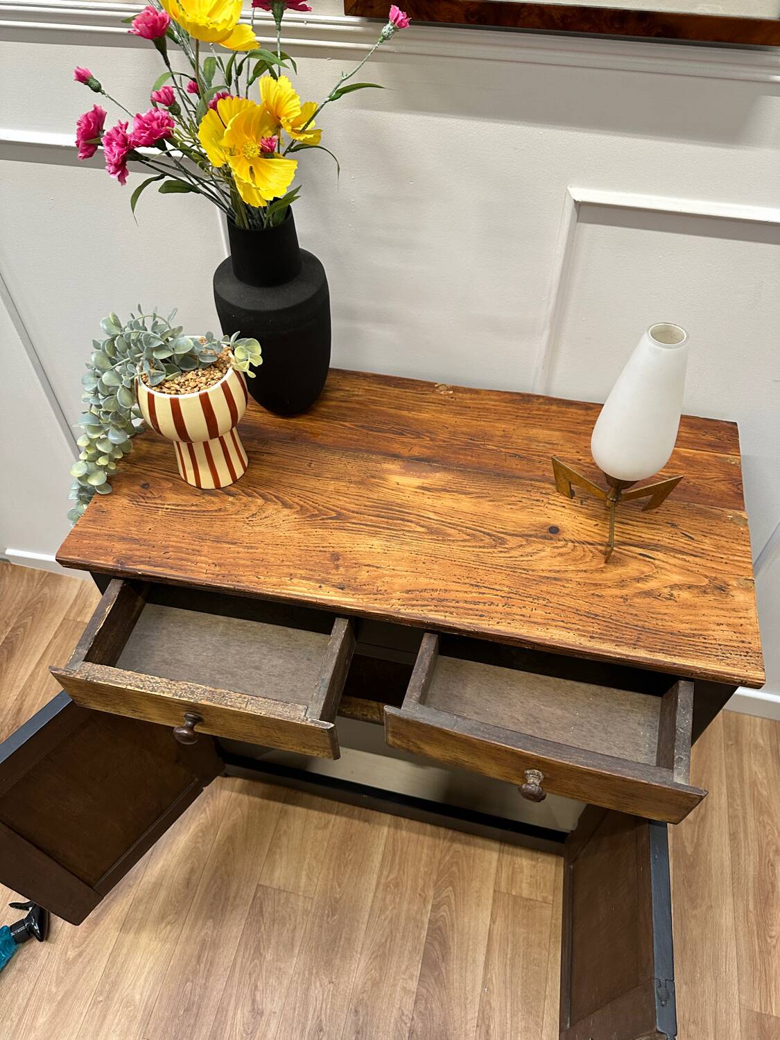 Parisian black and wood sideboard