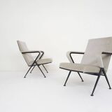 Set of two "Repose" lounge chairs by Friso Kramer for Ahrend de Cirkel, The Netherlands 1959