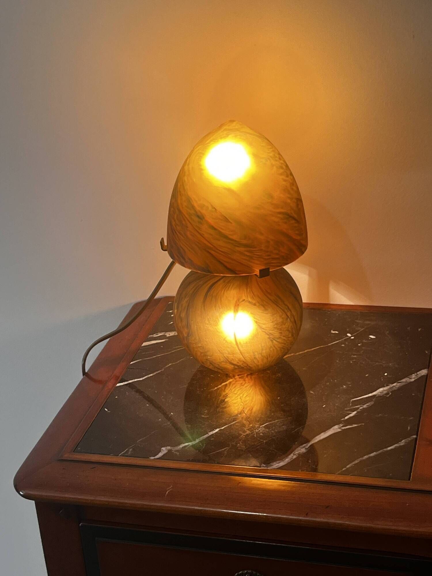 Mushroom lamp glass paste