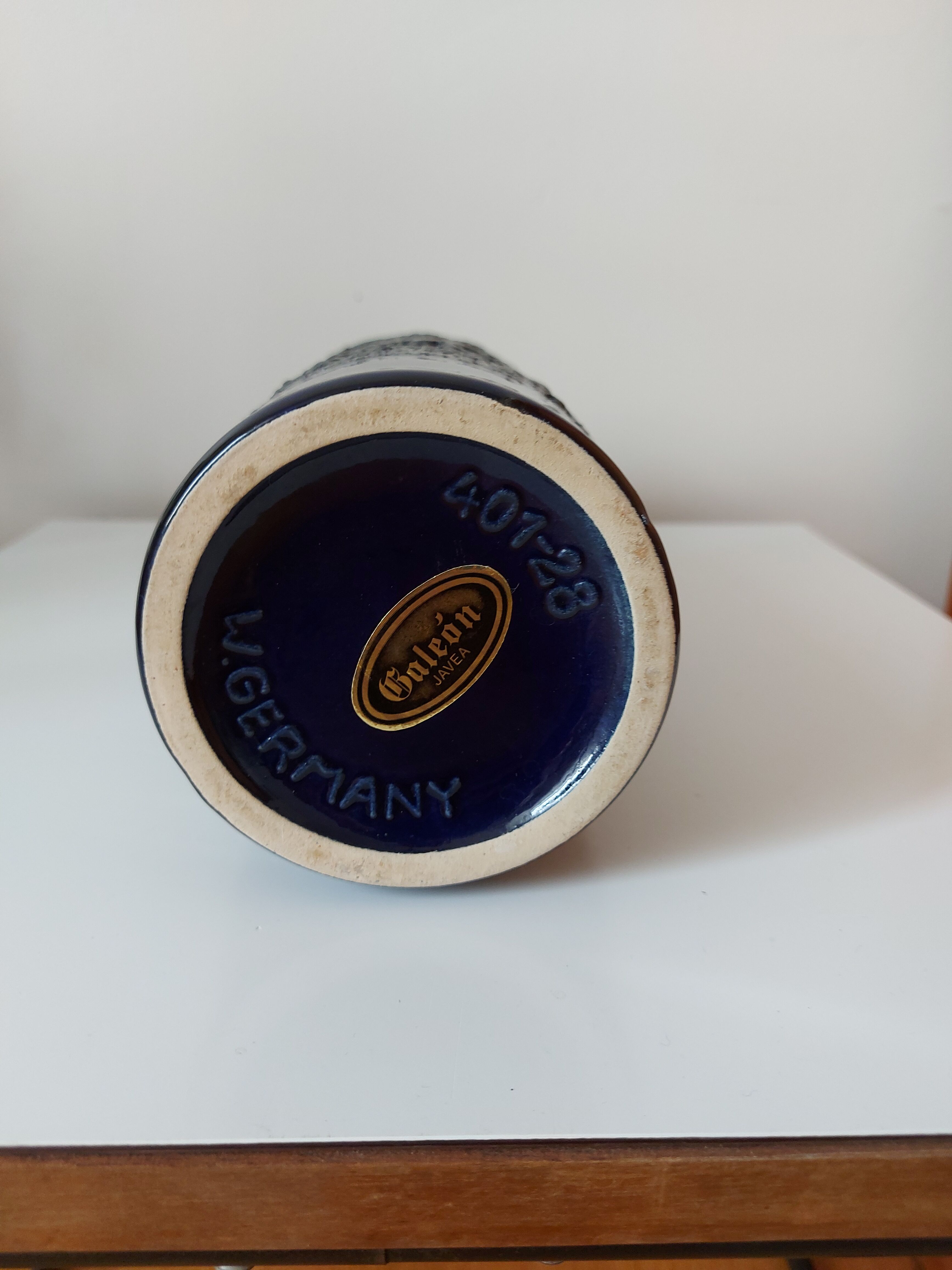 West germany vase 401-28