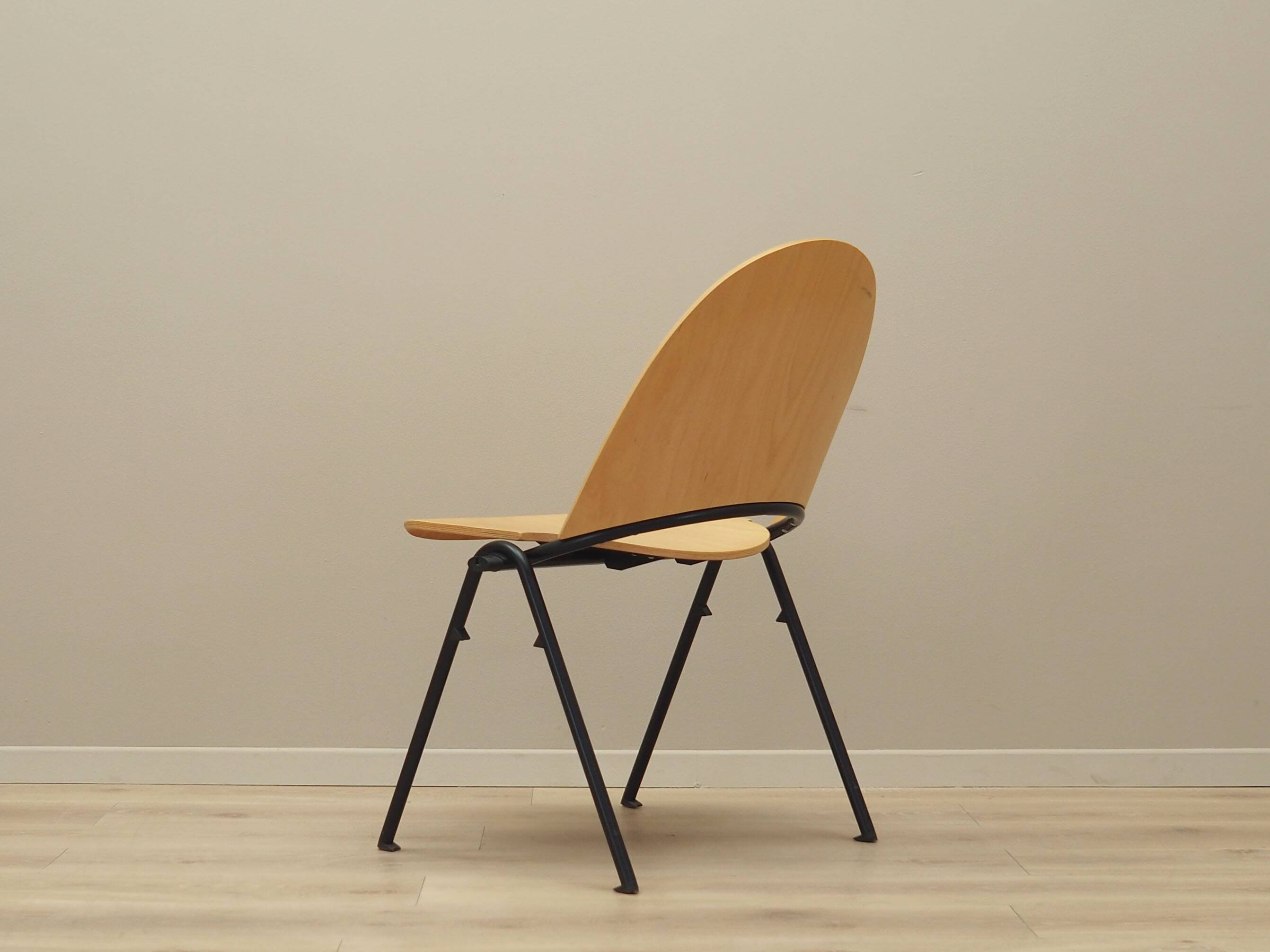 Ensemble de six chaises, design danois, années 1970, production : Danemark