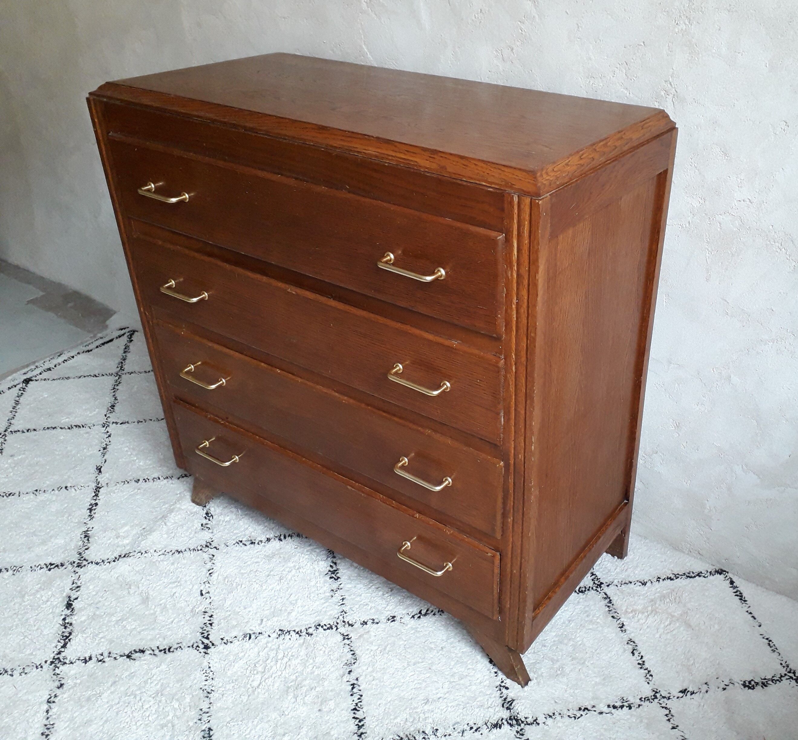 Dresser feet vintage compass