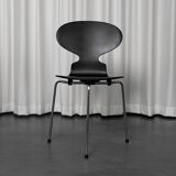 Chaise fourmis tripode Arne Jacobsen pour Fritz Hansen