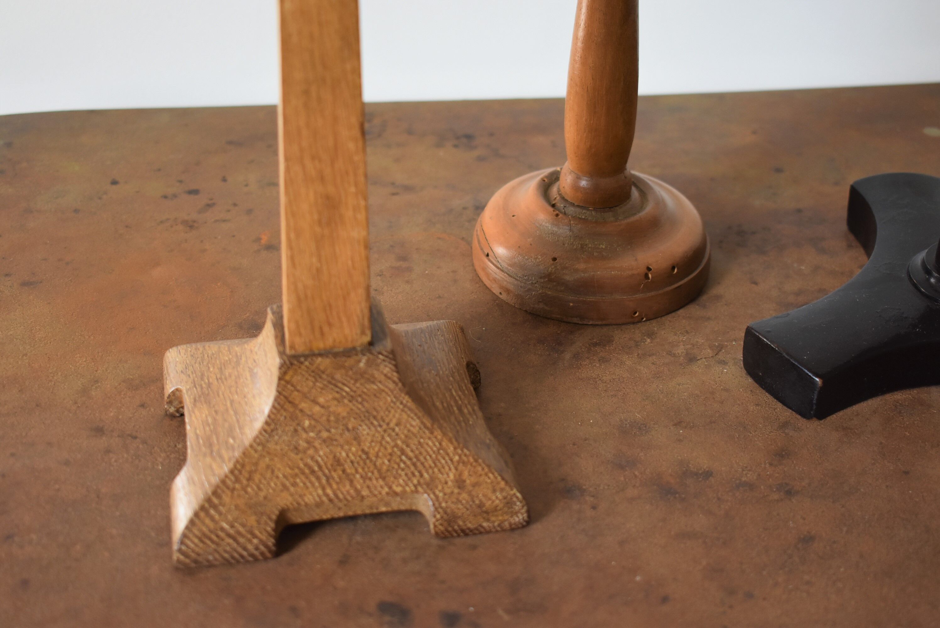 Lot of 3 wooden hat doors