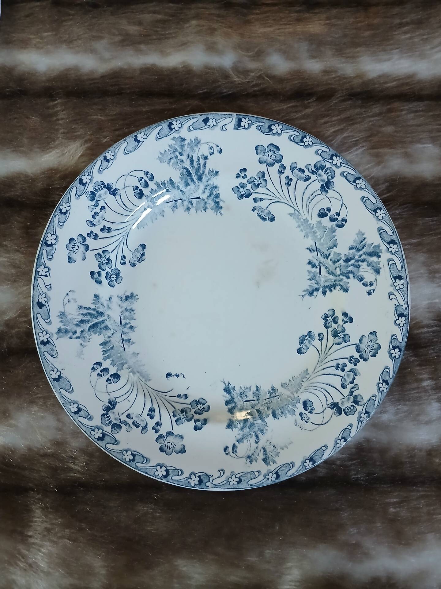 20 mismatched antique flat plates in ironstone