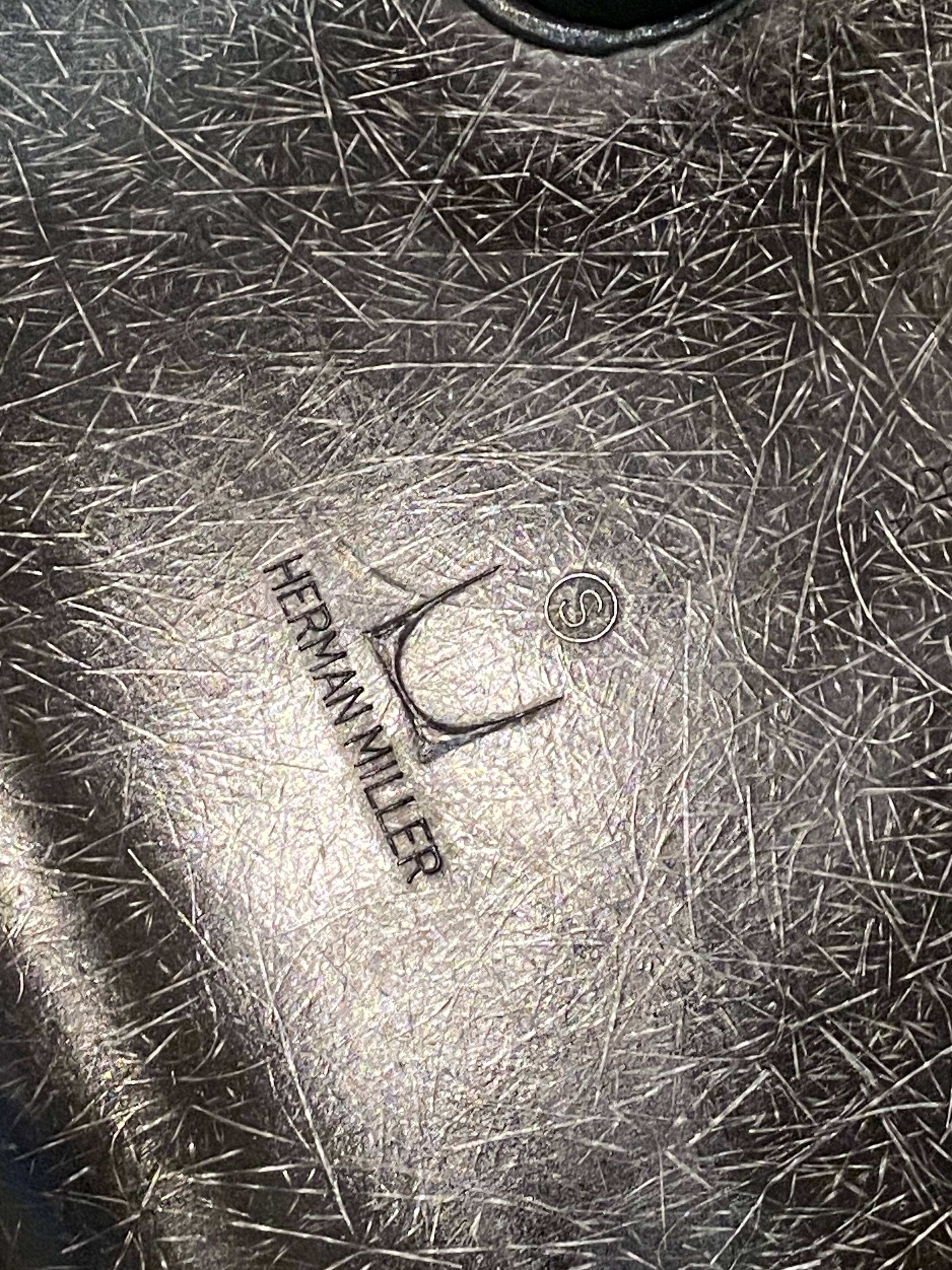 DSW chair black fibre black dowel walnut Eames Herman Miller vintage 1950