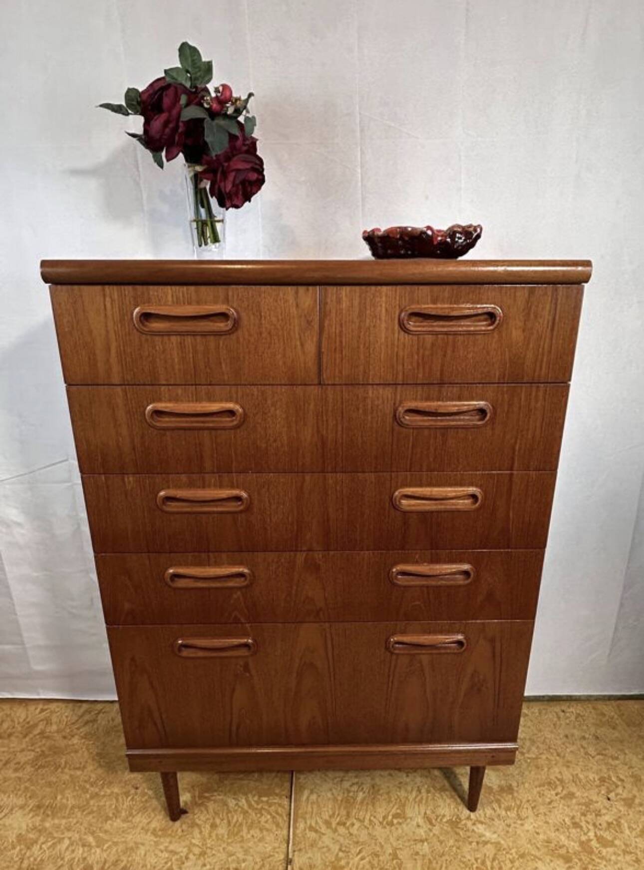 Commode large en teck rétro vintage des années 60 par GPlan.