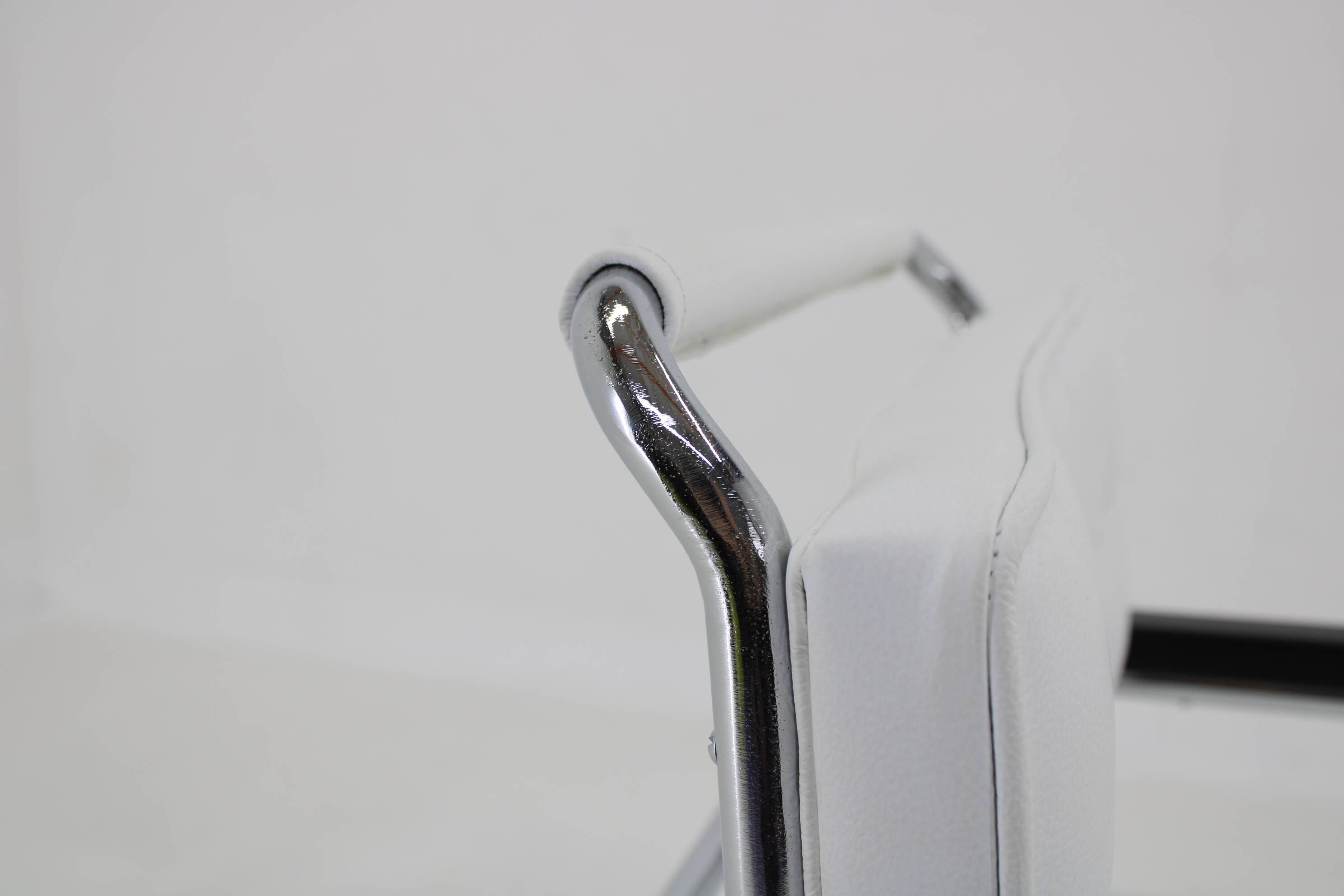 1940s Rare Restored Bauhaus Chrome Plated Adjustable Armchair in White Leather, Czechoslovakia