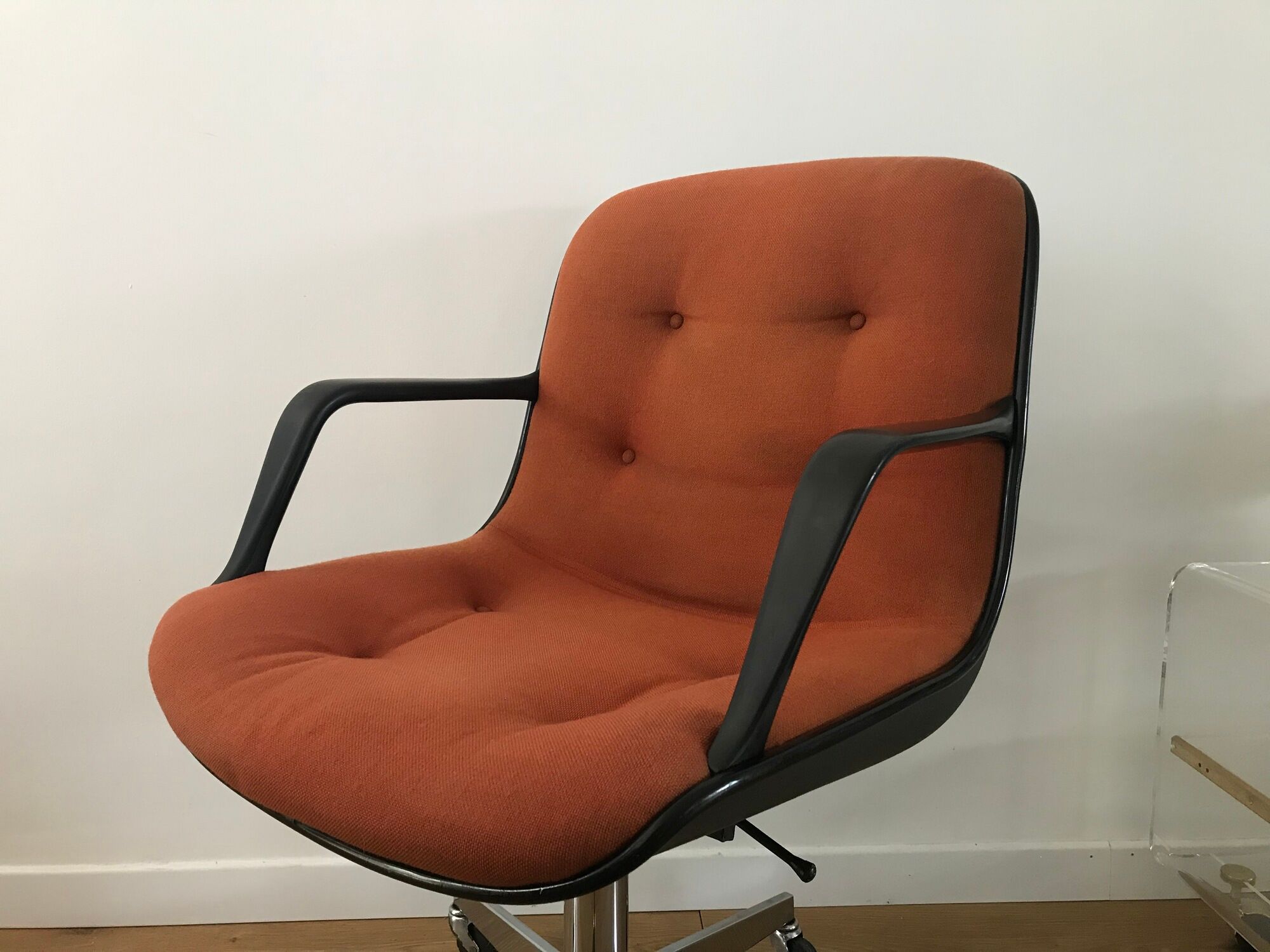 Vintage orange armchair model 451 with wheels by Steelcase Strafor, design by Randall Buck