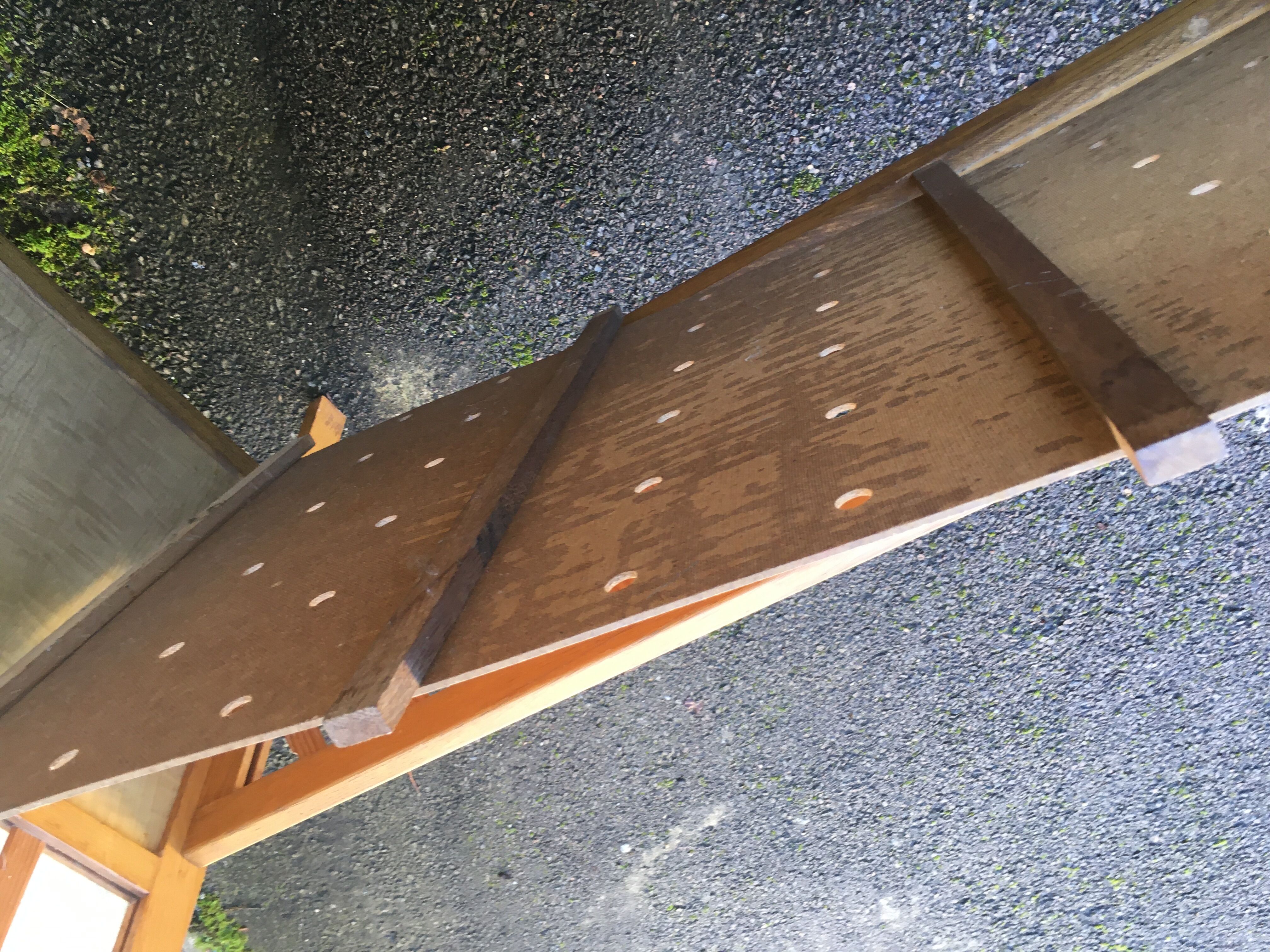 Child bed in wooden foot compass