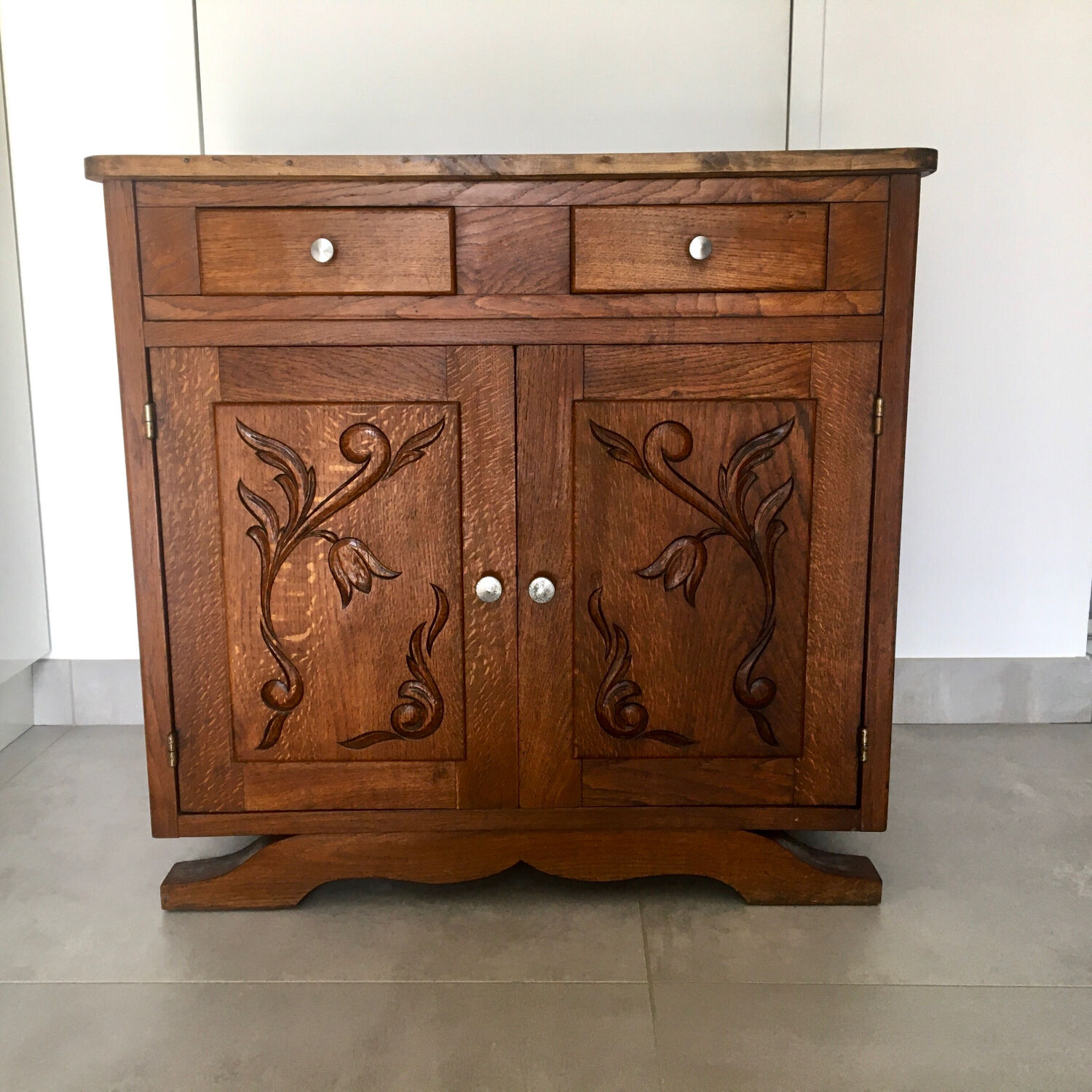 Small buffet in old oak from the 40s/50s