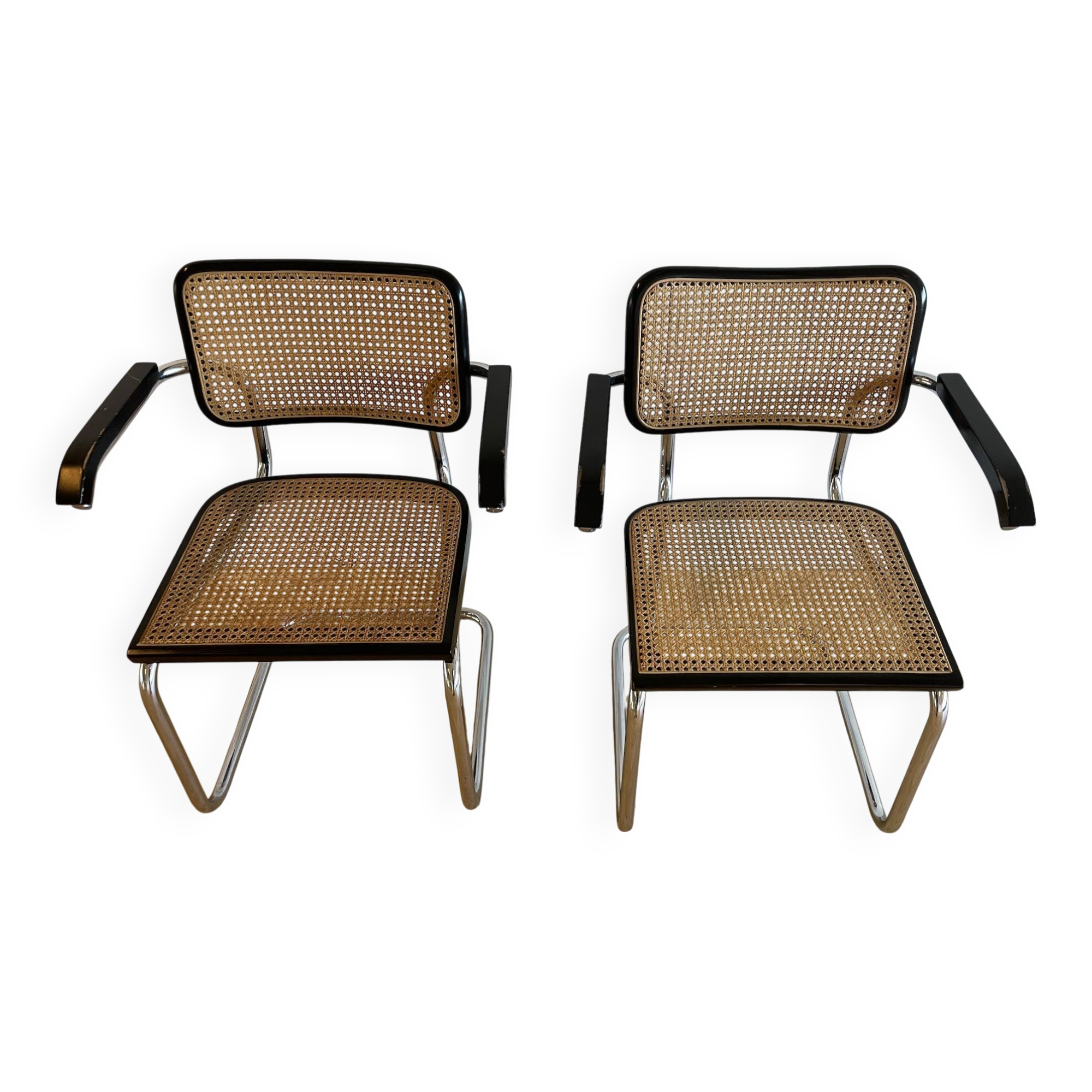 Ensemble de deux fauteuils Marcel Breuer (Cesca) S64 V par Thonet.