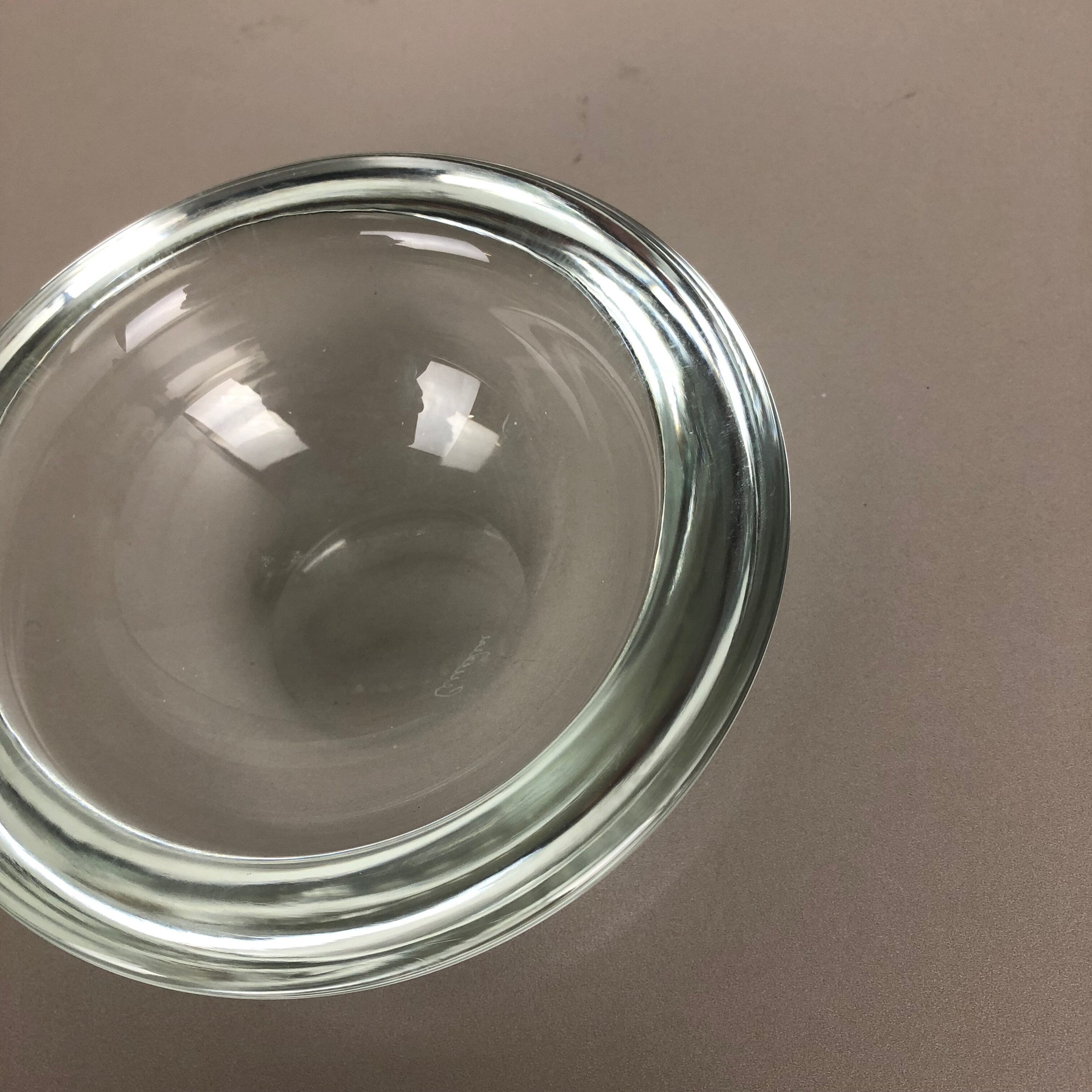 Murano heavy clear glass shell bowl, by Gino Cenedese Italy, 1960