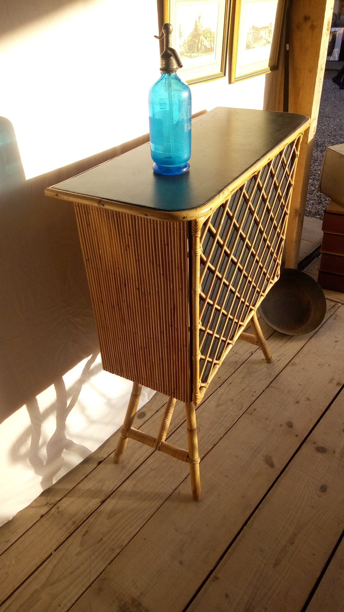 Bar in rattan, bamboo and faux black leather