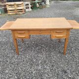 Flat oak desk with drawers, 130×70cms