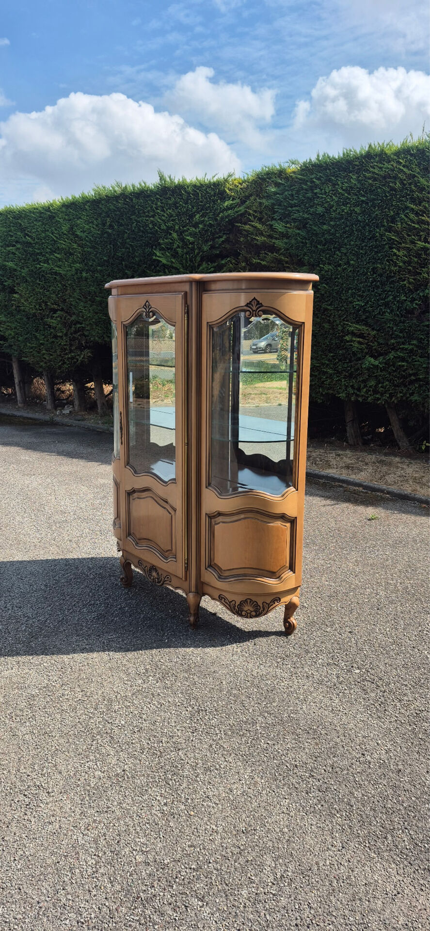 Large curved display cabinet in cherry wood in Louis XV style – 20th century