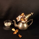 Alouar Te Hazem metal teapot