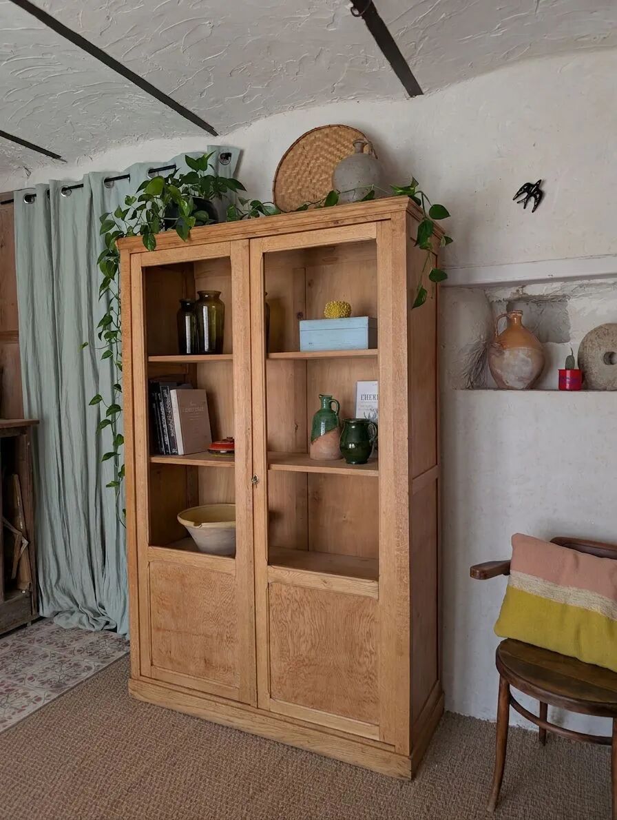 Vintage 1950s light oak school display cabinet – Vintage bookshelf