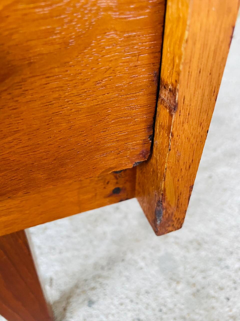 Vintage Scandinavian style oak chest of drawers circa 70's