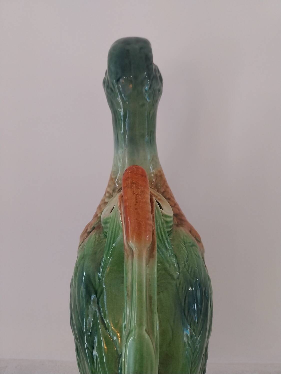 Water jug in slipware from the 1960s. Decorated with a coloured duck. Unmarked.