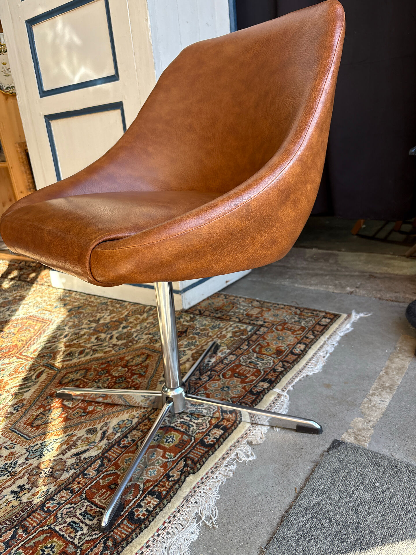 Vintage swivel office chair in cognac faux leather – 1970s