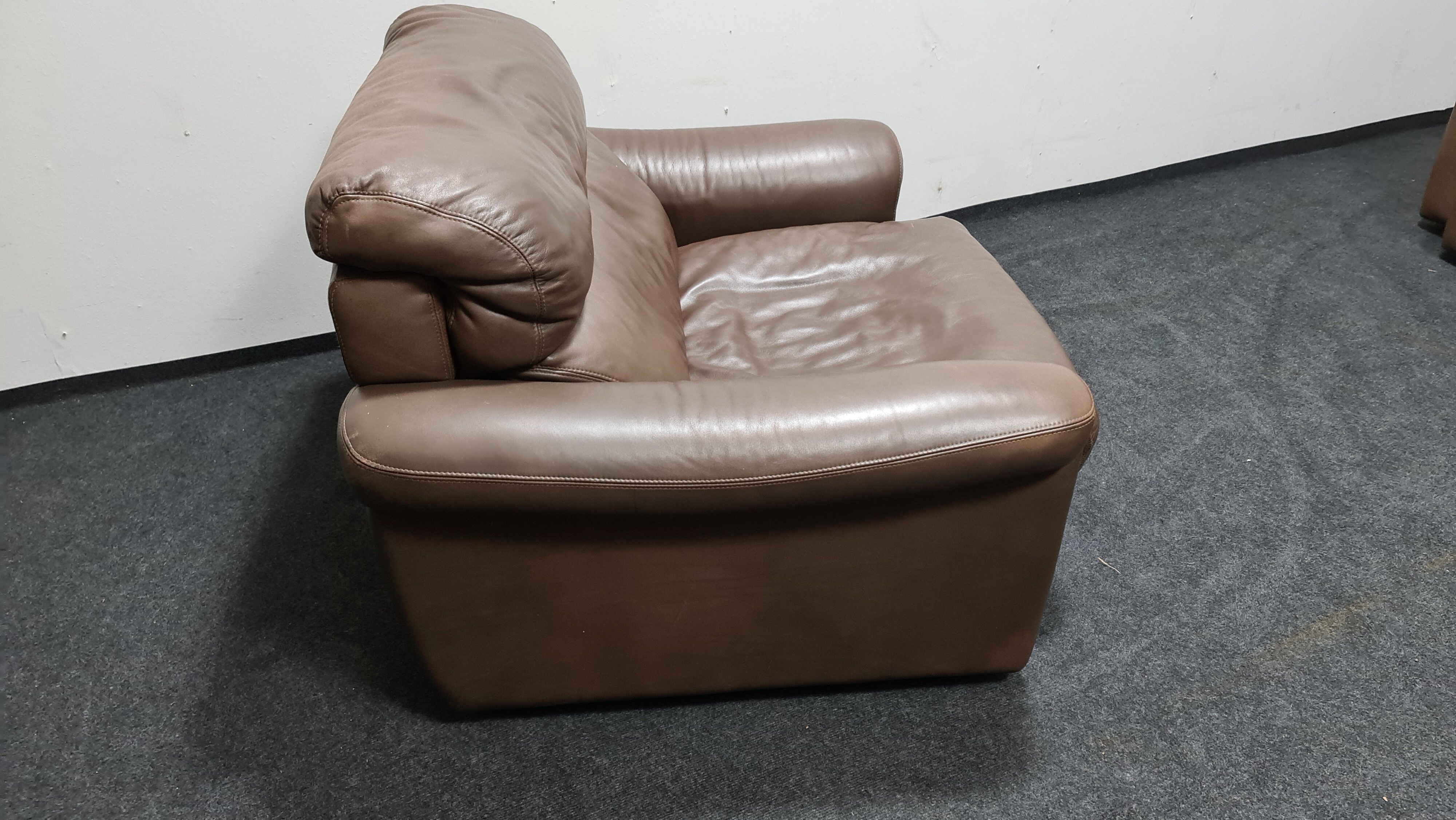 Fauteuil Rolf Benz en cuir brun vintage