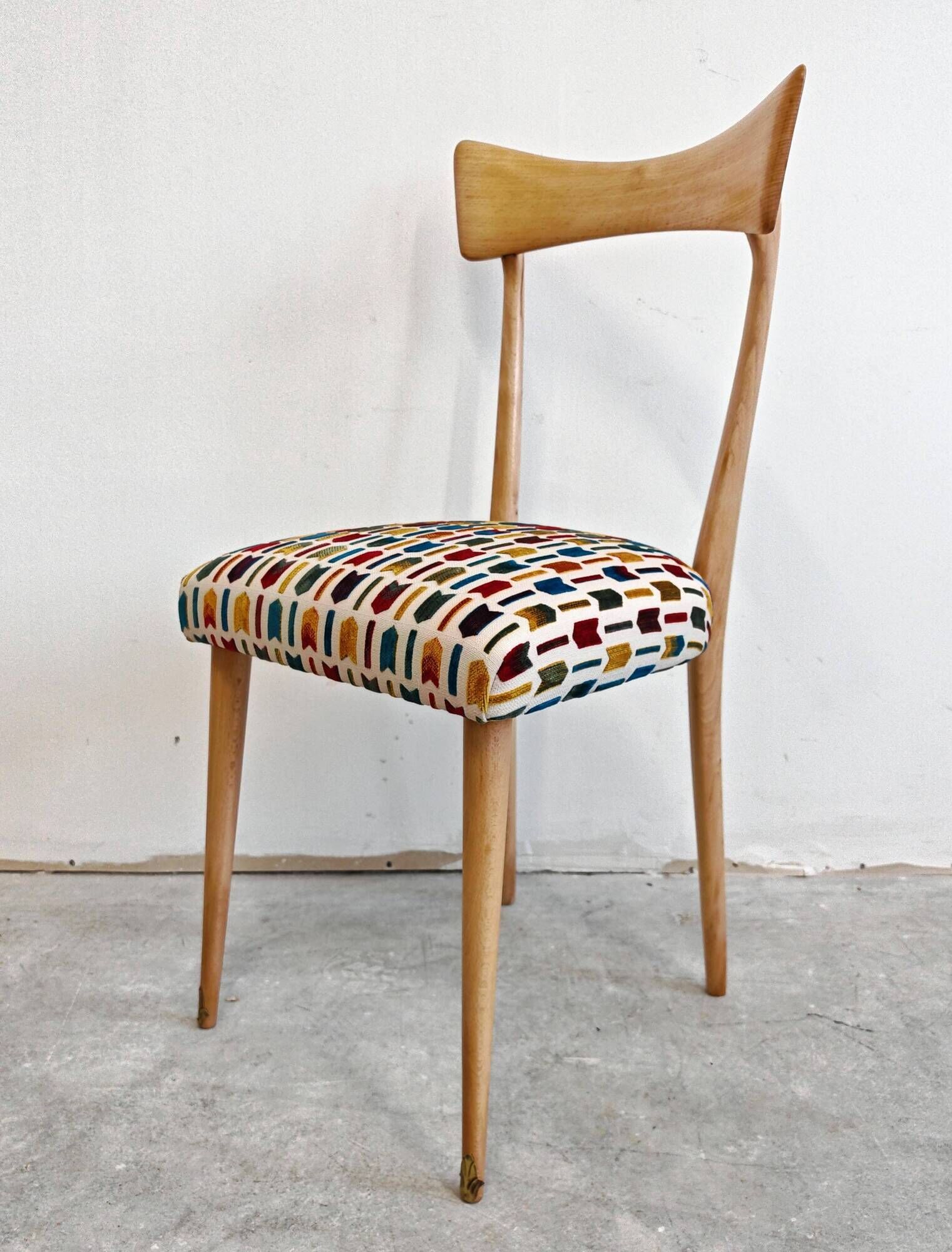 Set of 4 Mid-Century Modern Bowtie dining chairs by Ico Parisi