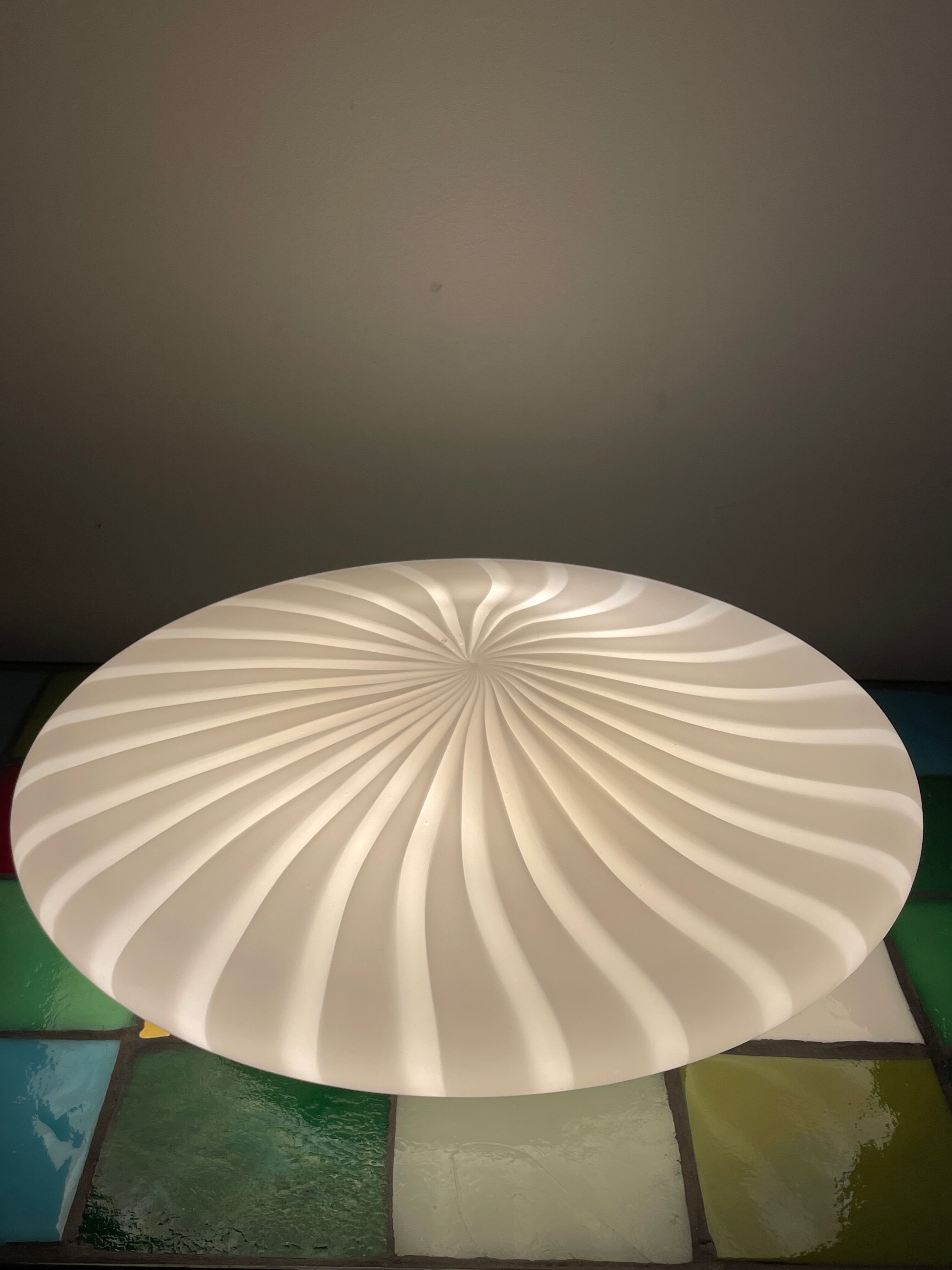 White Murano glass lamp