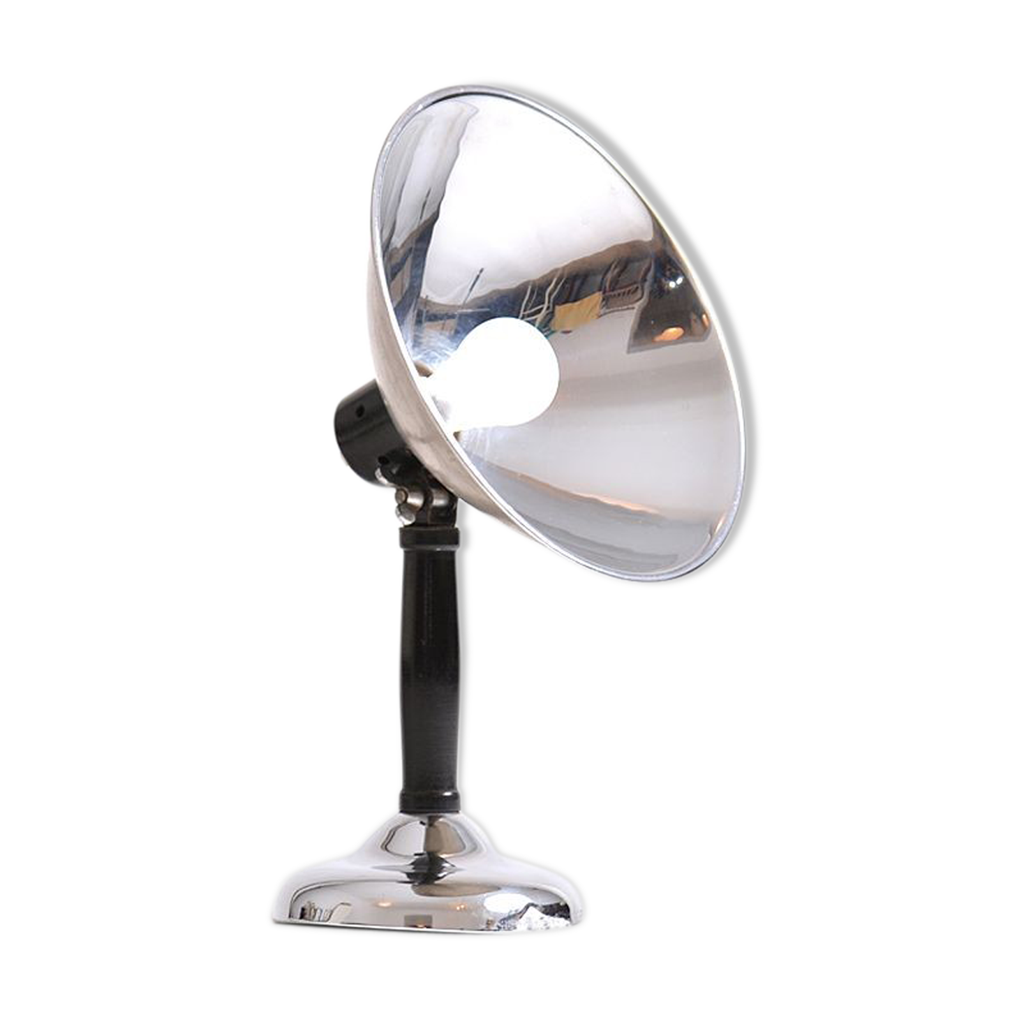 Lampe de table vintage avec bouclier de chrome, Tchécoslovaquie Circa années 1920