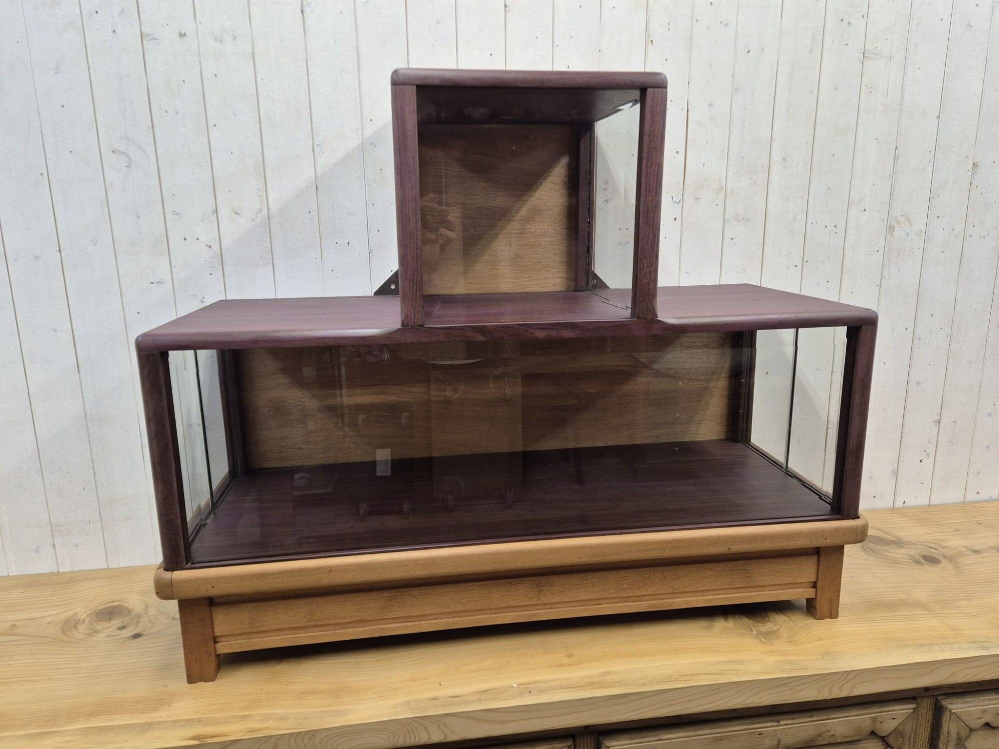 Antique amaranth display cabinet from the 1930s.