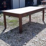 Country farm table in pine