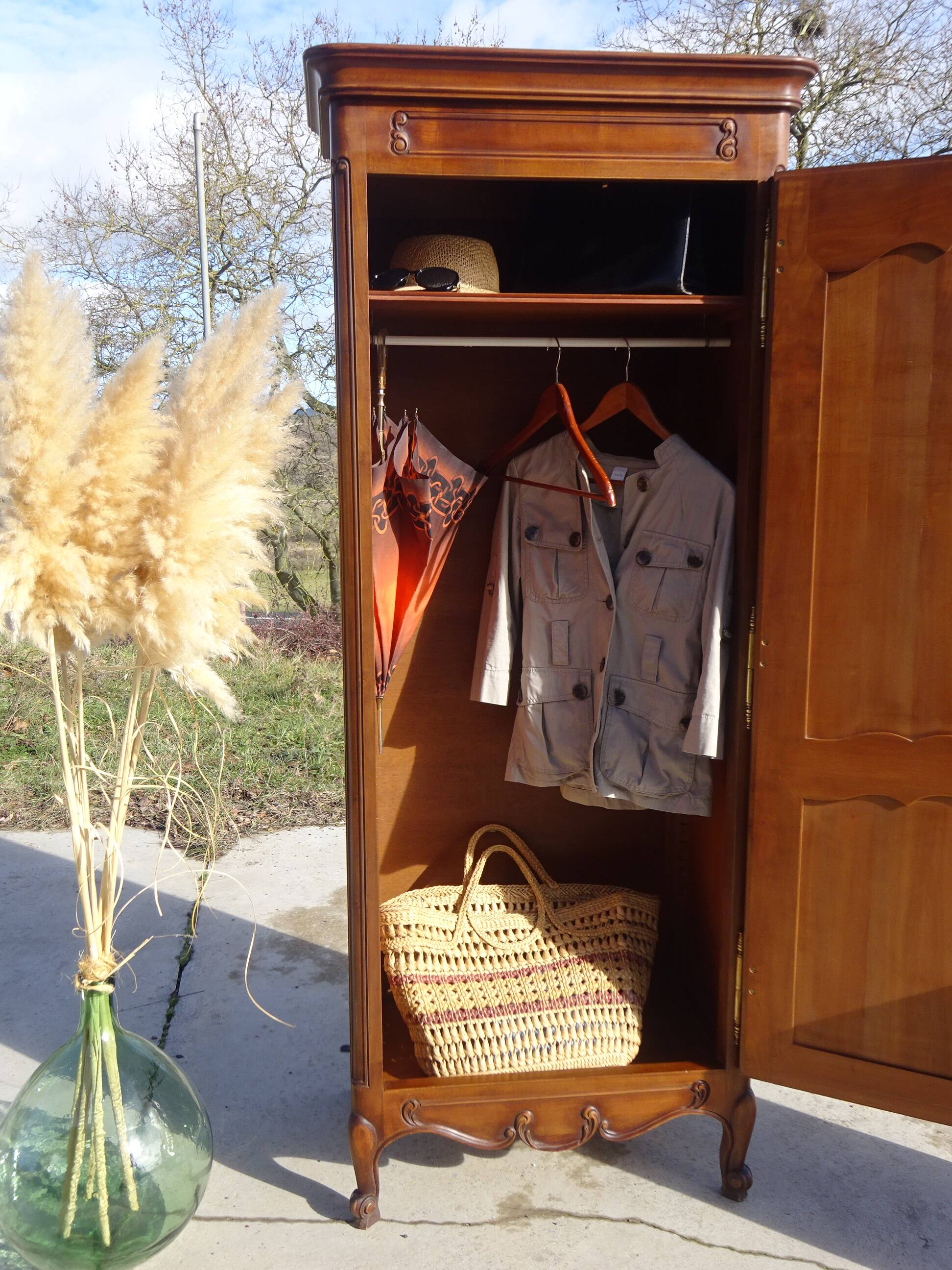 Louis XV style bonnetière in solid cherry wood