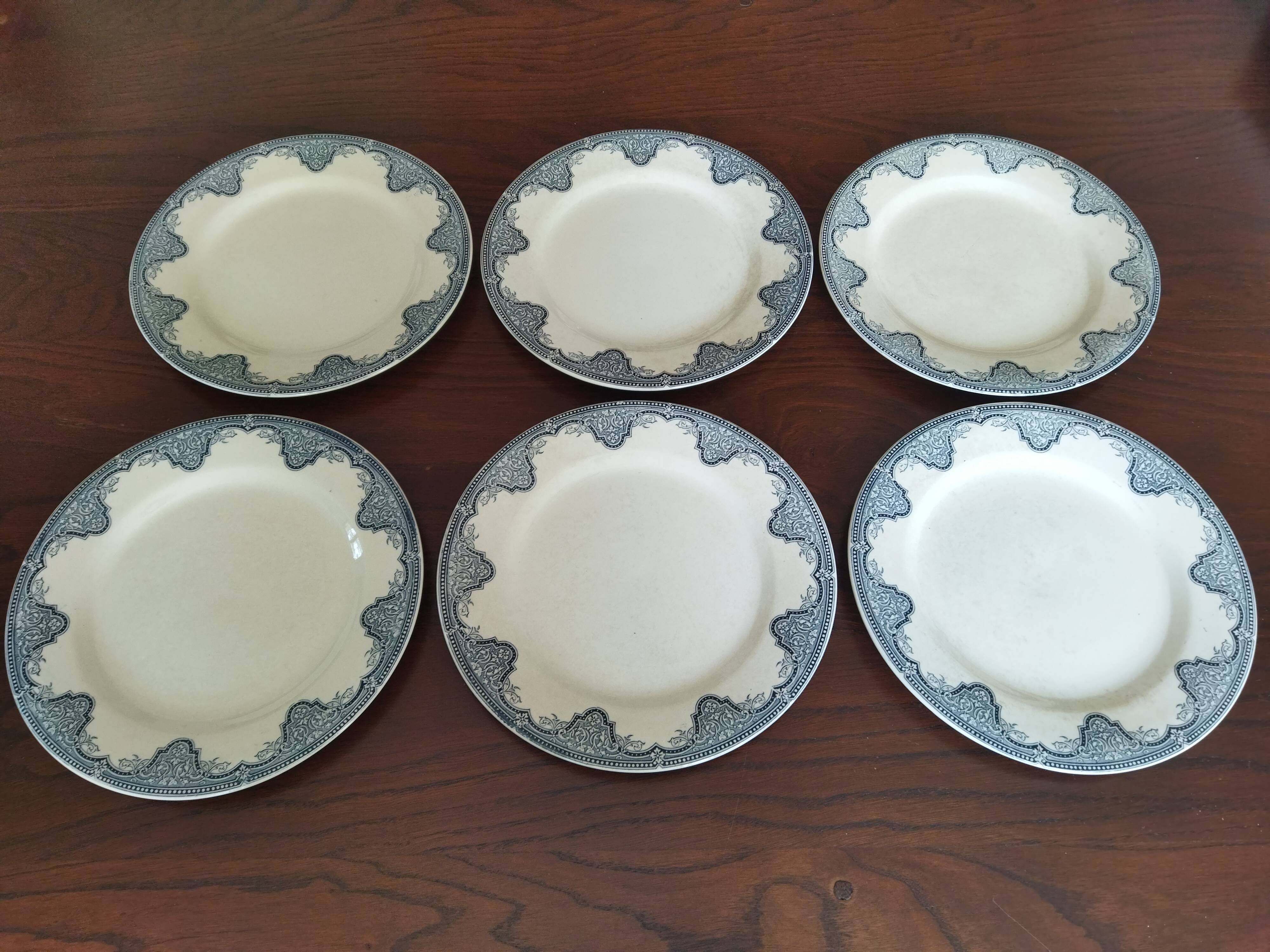 12 flat plates iron earth Salins, model Céline