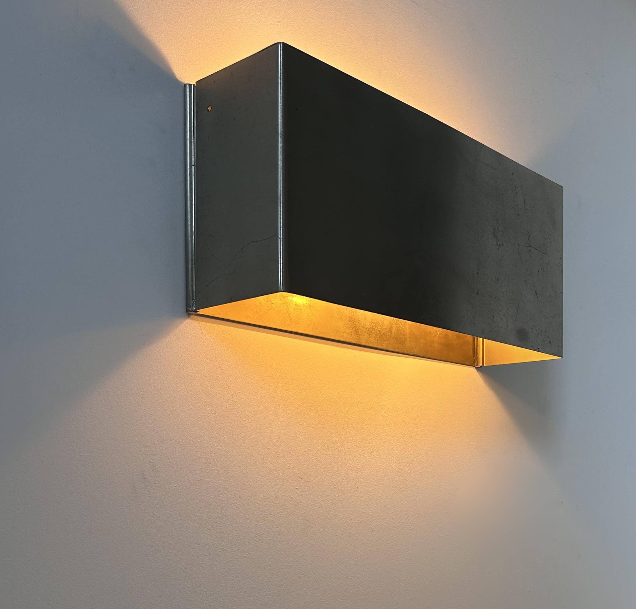 Vintage modernist wall lamp, folded metal, France 1970