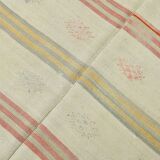 Tapis kilim carré en laine crème et beige