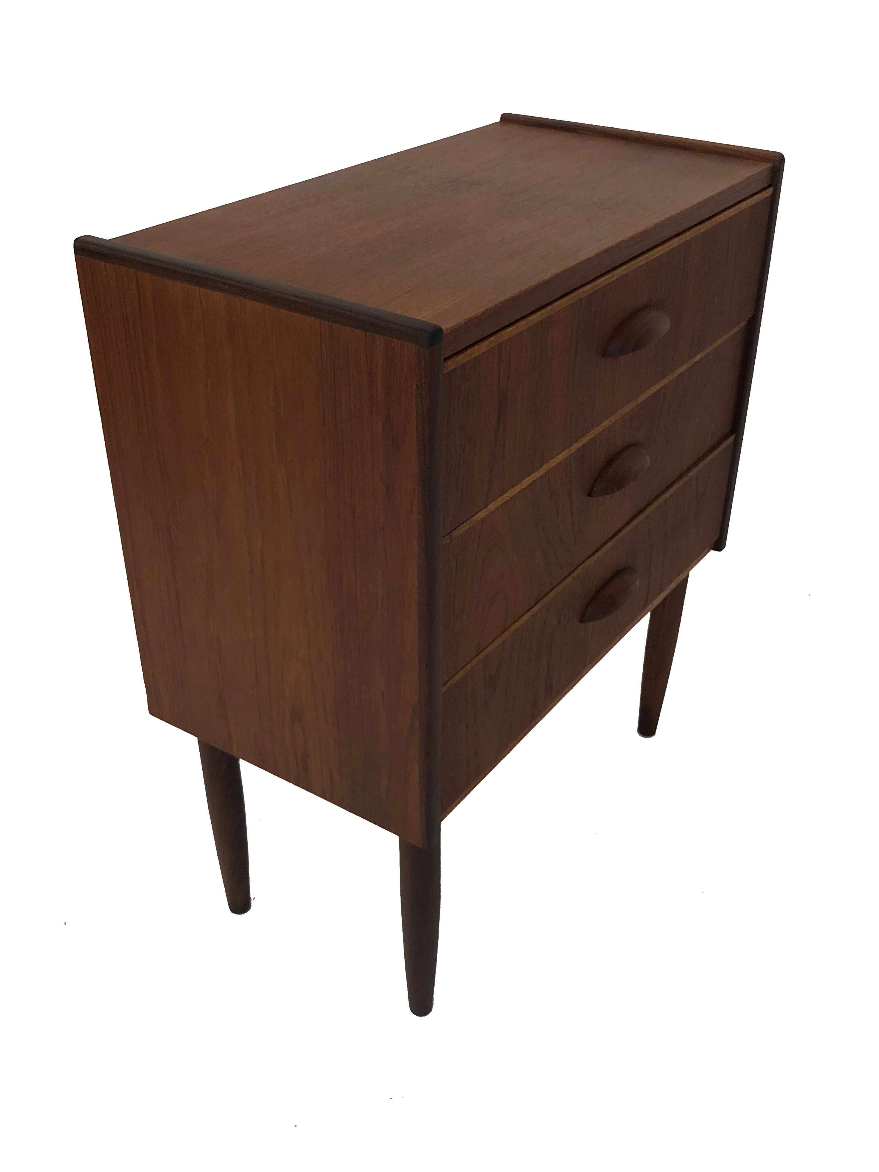 Danish dresser
