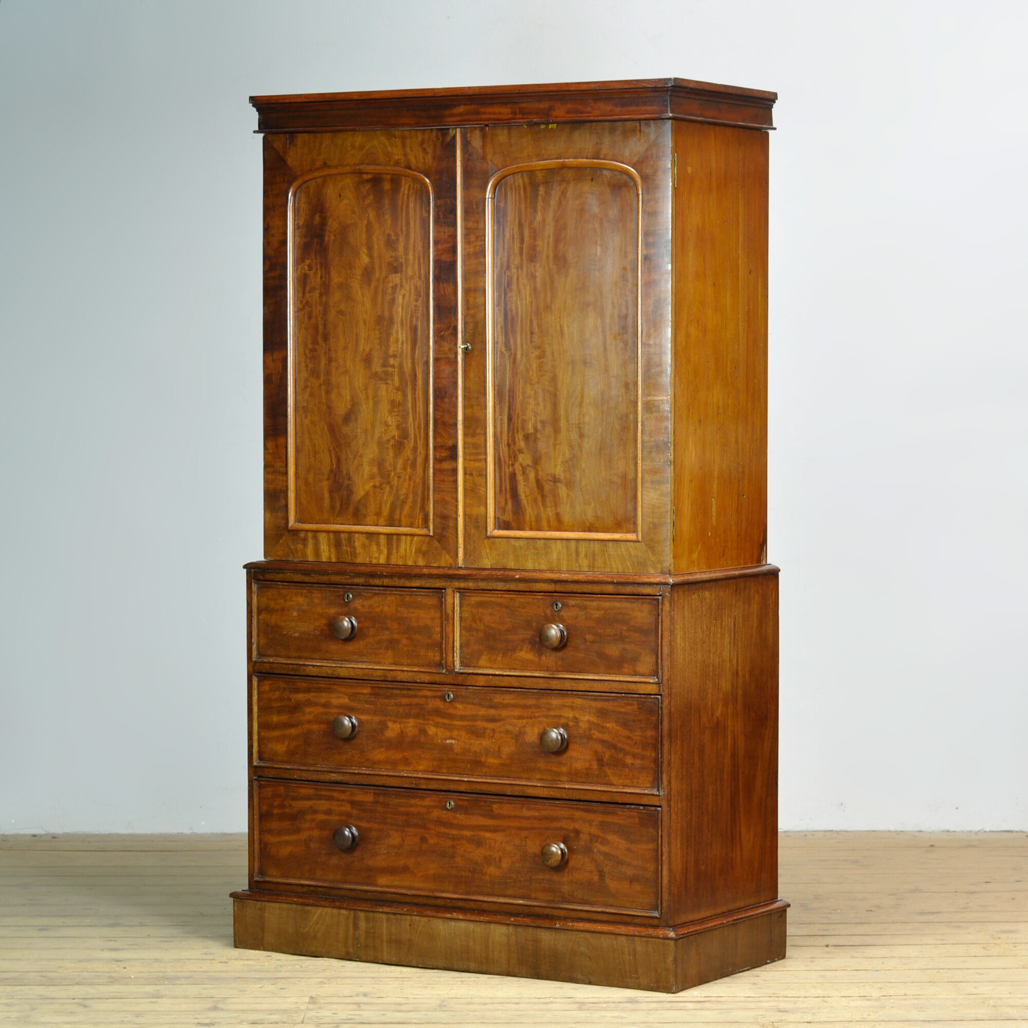 Victorian mahogany cabinet, circa 1860