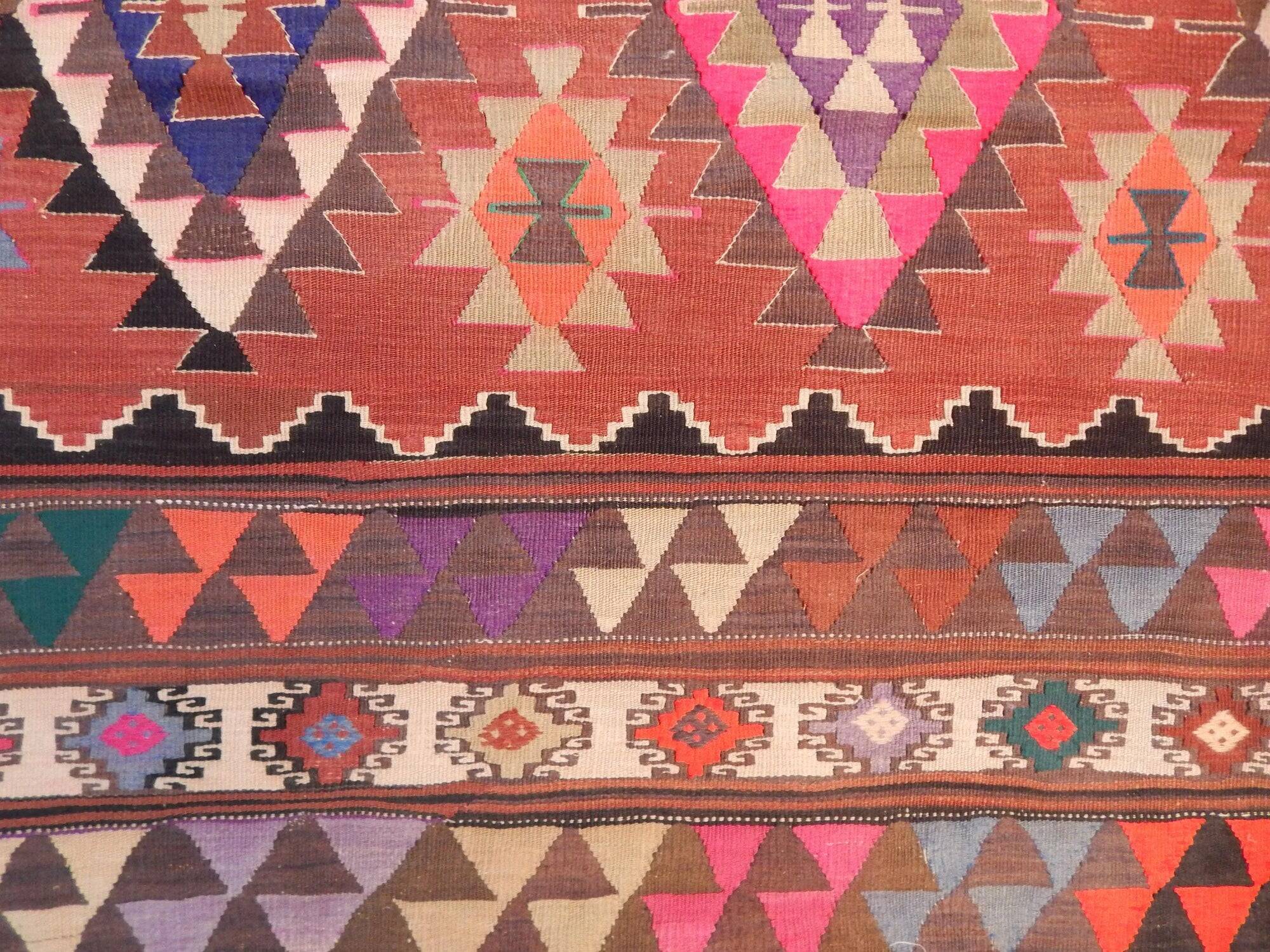 Vintage Turkish kilim handwoven 152x232 cm