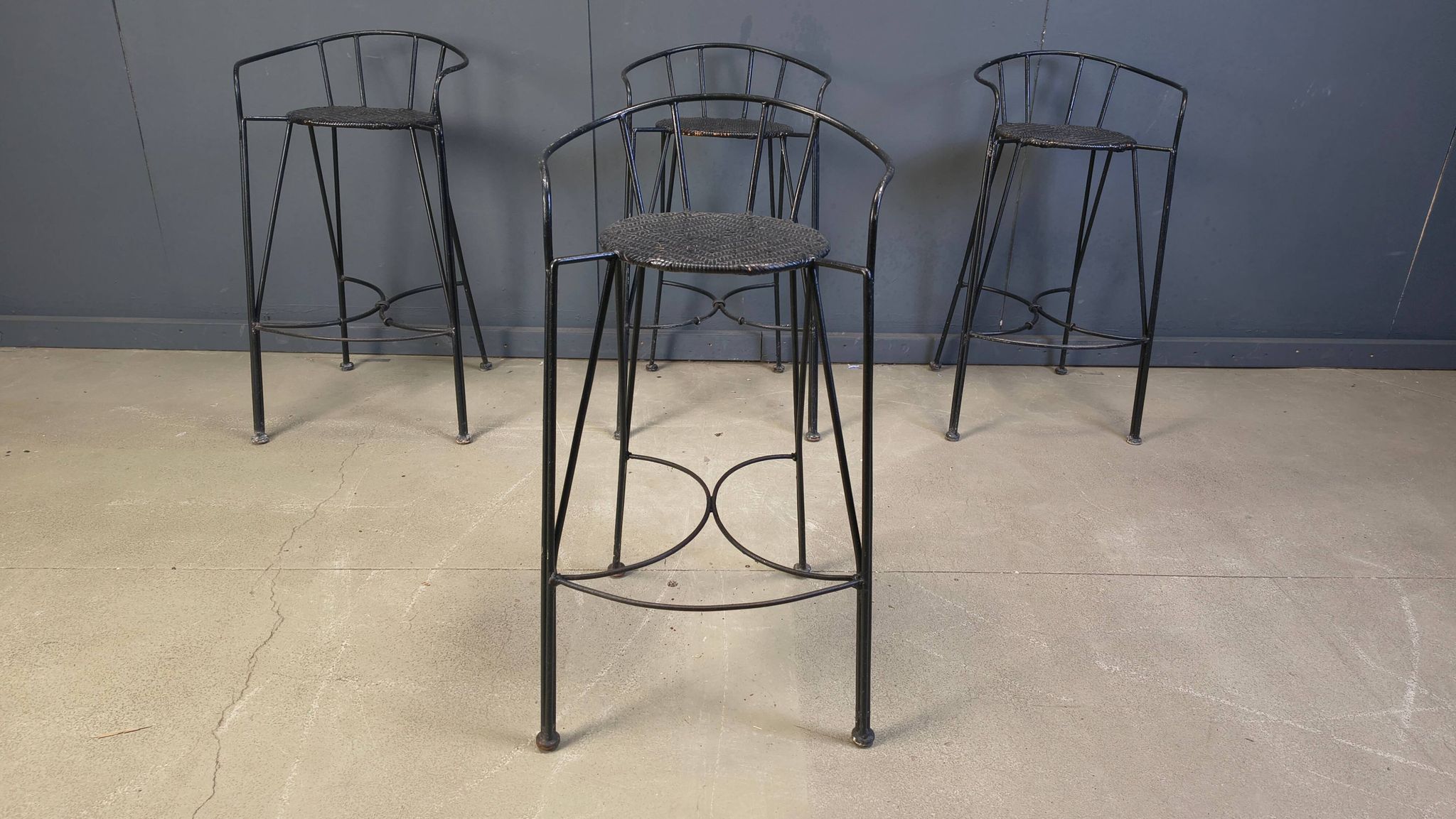 Tabourets de bar vintage en fer forgé et rotin, ensemble de 4 - années 1970