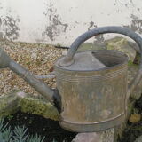 Zinc watering can