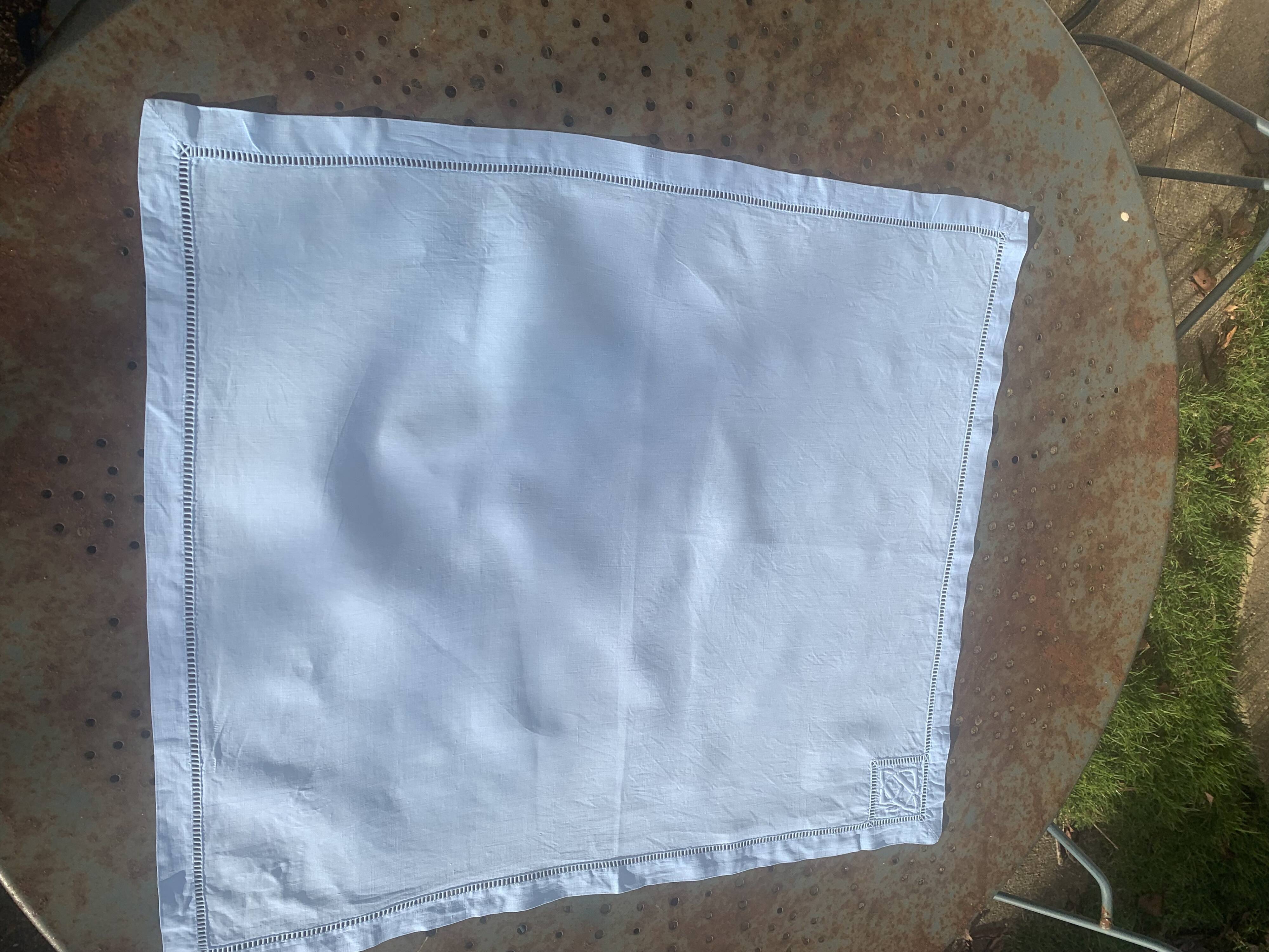 6 cotton and linen napkins, pastel blue, embroidered, OG monograms,